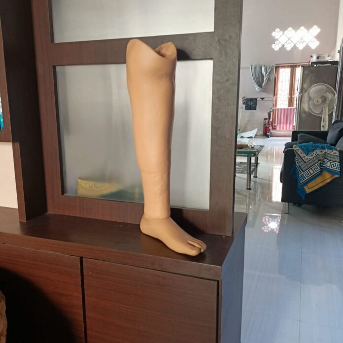 Proses Pembuatan Kaki Palsu