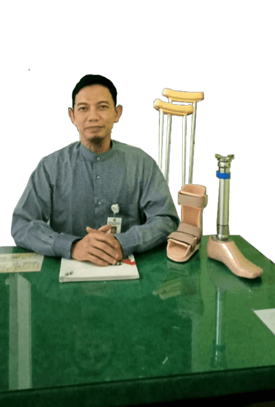 Harapan Medika Makassar Sebagai Pusat Informasi Pembuatan Kaki Palsu Makassar dan Tangan Palsu Makassar, serta alat bantu Ortopedi lainnya Alamat Pembuat Kaki Palsu Makassar dan Tangan Palsu Makassar Alamat Office : RS. Dr. Wahidin Sudirohusodo Unit Rehabilitasi Medik, Jl. Perintis Kemerdekaan KM.11, Makassar Alamat WorkShop : City Of Darul Istiqamah, Jalan Poros Makassar - Maros KM 25 | Telp : 085394849766